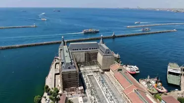 Haydarpaşa Garı'nın restorasyon çalışmaları devam ediyor