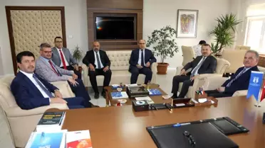 Karabük Üniversitesi ile Kocaeli Sağlık ve Teknoloji Üniversitesi Arasında İş Birliği Protokolleri İmzalandı