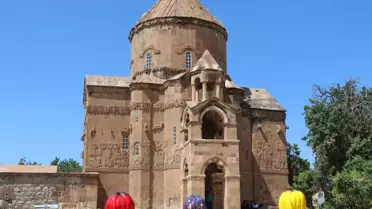 Van'da Kültür Yolu Festivali kapsamında Akdamar Adası'nda Mozart konseri