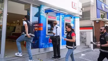 İzmir'de Banka Şube Müdürü İçin Gözaltı Kararı