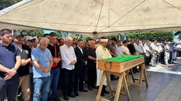 Ordu'da aquaparkta elektrik akımına kapılan çocuğu kurtarmaya çalışırken hayatını kaybeden işletme sahibi son yolculuğuna uğurlandı