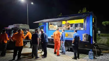 Yıldırım Belediyesi Nilüfer'deki Yangına Müdahale Etti
