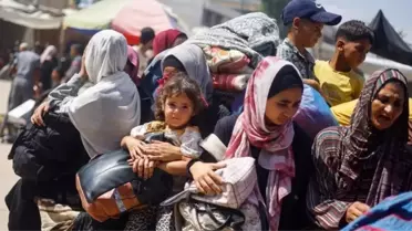İsrail'in yoğun saldırıları sonrası Filistinliler, Gazze'nin ikinci büyük şehri olan Han Yunus'tan ayrılmaya başladı