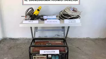 Sinop'ta Kaçak Kazı Yapan 2 Şüpheli Suçüstü Yakalandı