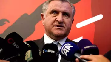 Gençlik ve Spor Bakanı, Paris 2024 Olimpiyat Oyunları'na kota alan milli atletleri tebrik etti