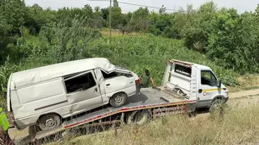 Afyonkarahisar'da Minibüs Kazası: 5 Yaralı