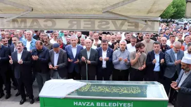 Samsun'un Havza İlçe Belediye Başkanı Murat İkiz'in Annesi Emine İkiz Son Yolculuğuna Uğurlandı