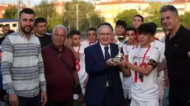 Bellona Kayserispor, U-13 ve U-11 Ligi'nde şampiyon oldu
