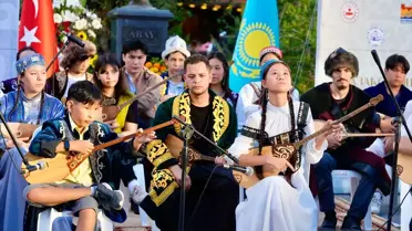 Zeytinburnu'nda Ulusal Dombra Günü kutlandı