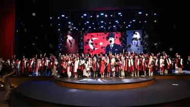 GAÜN Eğitim Fakültesi Öğrencileri Mezuniyet Töreniyle Diplomalarını Aldı