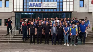 AFAD Başkanı Rize'de heyelan bölgesini inceledi