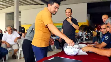 Alanya Cuma Pazarı'nın Yer Değişikliği İçin Kura Çekimi Yapıldı