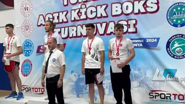 Sakarya Büyükşehir Belediyesi Kick Boks Sporcuları Türkiye Açık Kick Boks Turnuvası'nda Madalyalar Kazandı