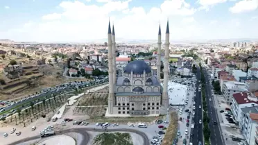 Hacı Süleyman Köybaşı Nevşehir Külliye Camii Cuma namazı ile ibadete açıldı