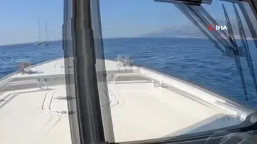 Kırmızı bültenle aranan şüpheli Antalya'da yakalandı Ukrayna bayraklı yelkenli tekneye operasyon