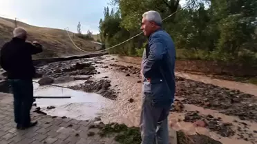 Sarıkamış'ta Sağanak Yağış Sele Neden Oldu