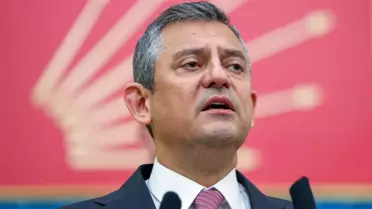 CHP Genel Başkanı Özgür Özel, Kıbrıs Barış Harekatı'nın 50. yıl dönümü için KKTC'ye gidiyor