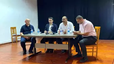 Erzincan'ın Kemaliye ilçesinde esnaf toplantısı yapıldı