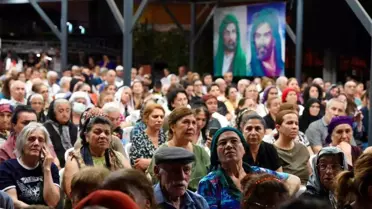Kartal Belediyesi ve Kartal Cemevi Vakfı, Muharrem Ayı'nın 10. gününde 'Yas-ı Muharrem' anma programı düzenledi