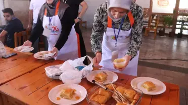 Malatya'da 26. Malatya Kültür, Sanat Etkinlikleri ve Kayısı Festivali'nde Kayısı Tatlıları Yarışması Düzenlendi