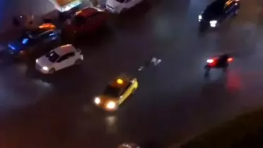 Adana'da Polis, Motosiklet Sürücüsünü Tekmeyle Durdurdu