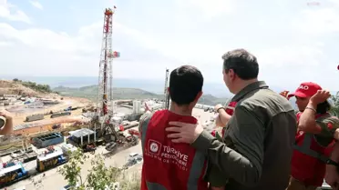 Şırnak'ta Sondaj Kulesi Çöktü, İşçiler Enkaz Altında