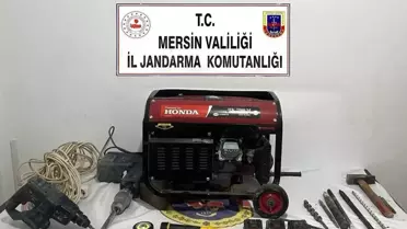 Mersin'de define arayan 5 şüpheli suçüstü yakalandı