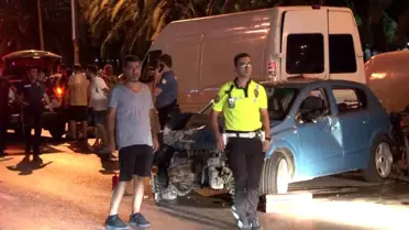 İstanbul Kartal'da Park Halindeki Araçlara Çarpan Otomobil Kazası: 3 Yaralı