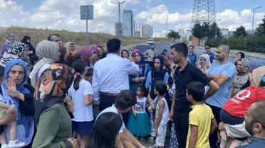 Esenyurt'ta veliler okulun kapatılmasına karşı eylem yaptı
