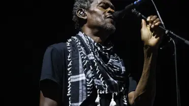 Massive Attack İstanbul'da Hayranlarıyla Buluştu