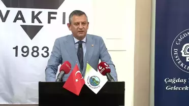 Özgür Özel: 'İsmet Paşa Gerektiğinde Düşmanlarıyla Bile Masaya Oturup Müzakere Etmeyi ve Sonuç Alarak Masadan Kalkmayı Bilmiştir'