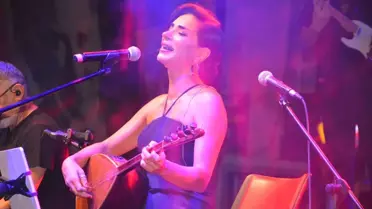 Özlem Özdil, Ortaca Tarım, Çevre ve Turizm Festivali'nde konser verdi