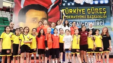 Afyonkarahisarlı genç güreşçiler Türkiye Şampiyonasında büyük başarı elde etti