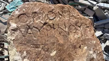 Adıyaman'da İçme Suyu Kazı Çalışmaları Sırasında Tarihi Taş Bulundu