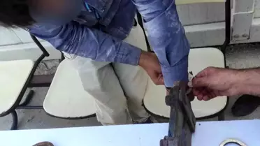 Hatay'da elini kelepçeye sıkıştıran vatandaş itfaiye ekipleri tarafından kurtarıldı
