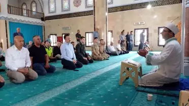 Muş'un Malazgirt ilçesinde şehit Binbaşı Arslan Kulaksız için mevlit okutuldu
