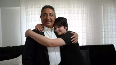 Bayburt İl Milli Eğitim Müdürü, Minik Yetenek Aziz Mahmut'u Evde Ziyaret Etti