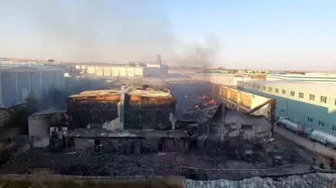 Tekirdağ'da Kimya Fabrikası Yangınında Patlamaların Etkisiyle Çökme