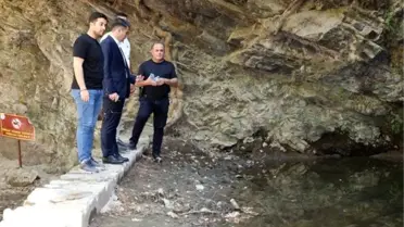 Karacasu Kaymakamı Mehmet Gündoğdu Çağlayan Tabiat Parkı'nda incelemelerde bulundu