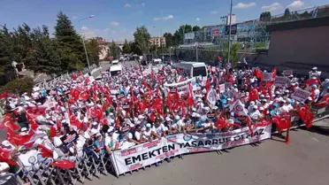 Memur-Sen Üyeleri Ankara'da Yürüyüşü Tamamladı