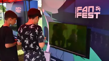 Trabzon'da Futbol Festivali (Fan Fest) Düzenlendi