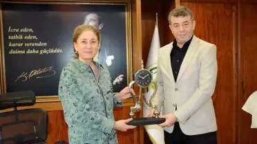 AYESOB Başkanı Muhammet Ali Künkcü, Nazilli Kaymakamı Huriye Küpeli Kan'ı ziyaret etti