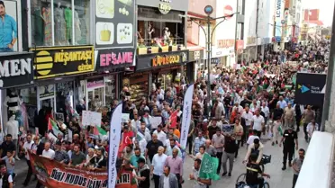 Ağrı'da İsmail Heniyye için yürüyüş ve basın açıklaması yapıldı
