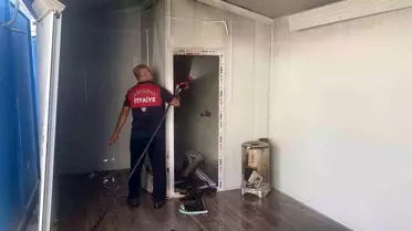 Adıyaman'da konteynerde çıkan yangın söndürüldü