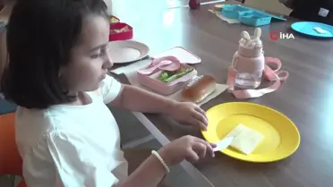 Osmangazi'nin atölyelerinde çocuklar hayatı öğreniyor