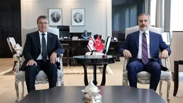 Dışişleri Bakanı Hakan Fidan, KKTC Başbakanı Ünal Üstel ile Görüştü