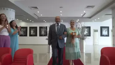 Muratpaşa Belediyesi'nde yaşlı çift dünya evine girdi