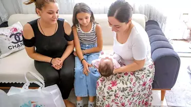 Bayraklı Belediyesi 'Hoş Geldin Bebek' Paketi Destekleri Başladı