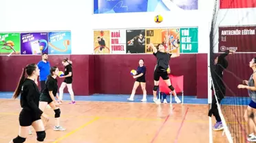 Adıyaman Belediyesi Kadın, Genç ve Büyükler Kategorilerinde Voleybol Takımları Kurdu