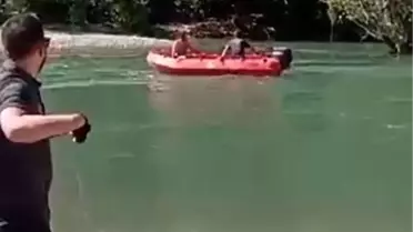 Tunceli'de kayalık bölgede mahsur kalan genç joker botla kurtarıldı